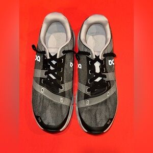 On Cloud On Running Shoes Black Grey Glacier Road Men’s 9.5 Cloudtec Walking Gym